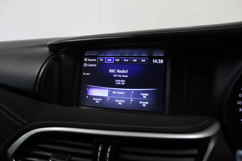 Infiniti Q30 d Sport - U2631