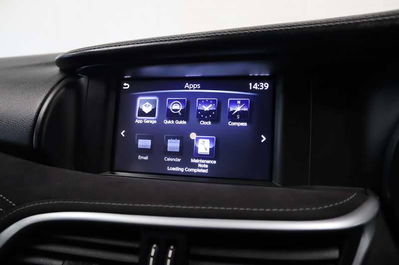 Infiniti Q30 d Sport - U2631