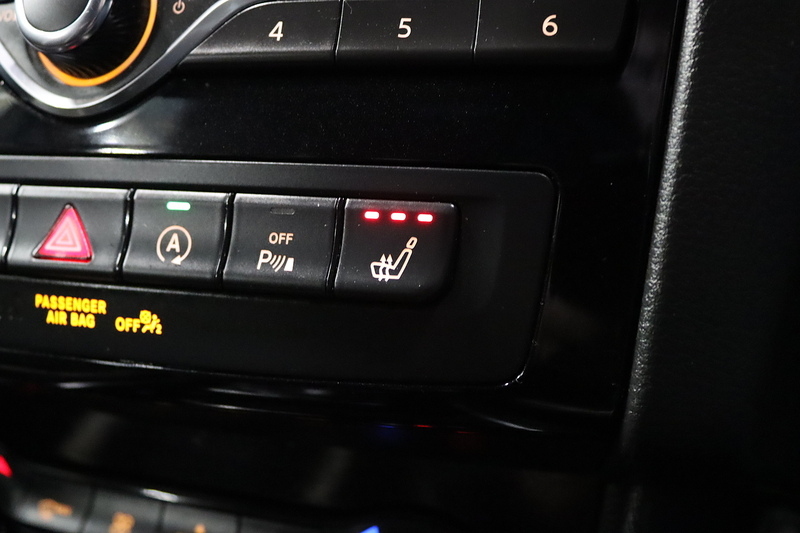 Infiniti Q30 d Sport - U2631