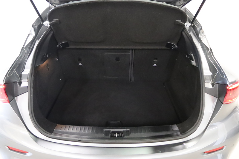 Infiniti Q30 d Sport - U2631