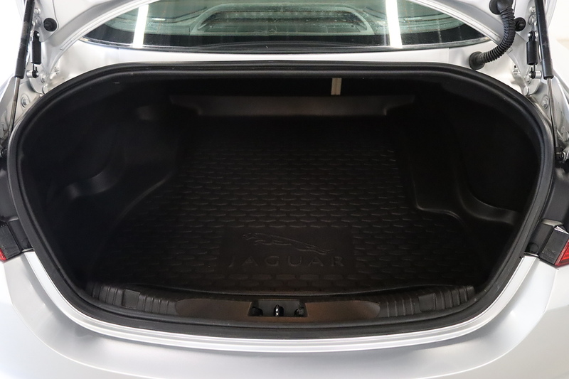 Jaguar XF d S V6 Portfolio - U2639