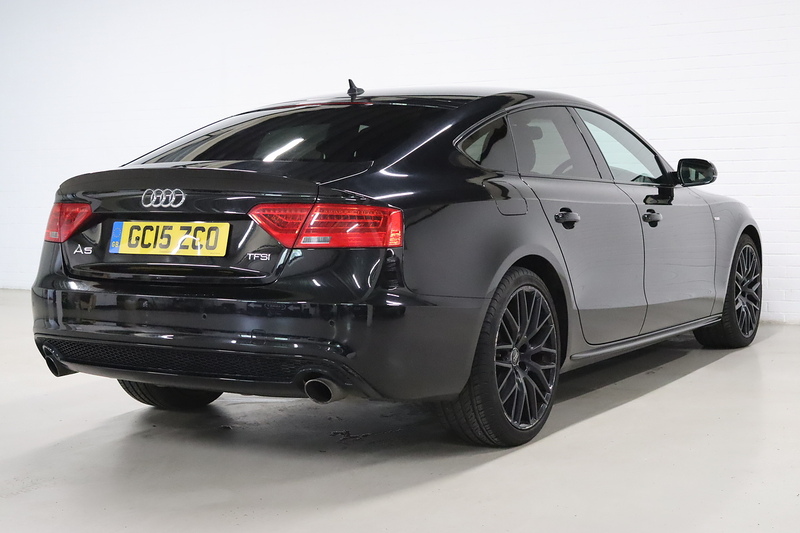 Audi A5 TFSI Black Edition Plus - U2640