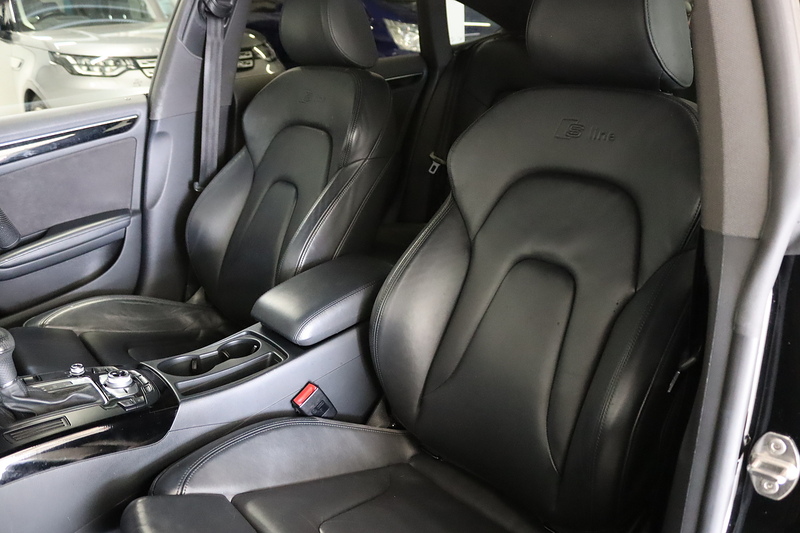 Audi A5 TFSI Black Edition Plus - U2640