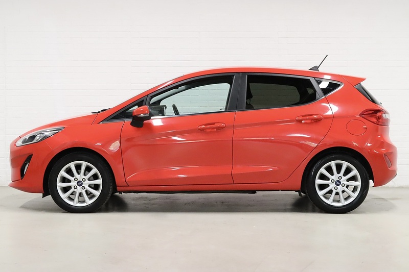 Ford Fiesta T EcoBoost Titanium - U2642