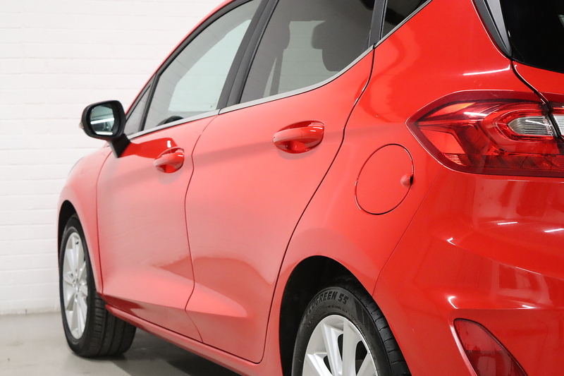 Ford Fiesta T EcoBoost Titanium - U2642