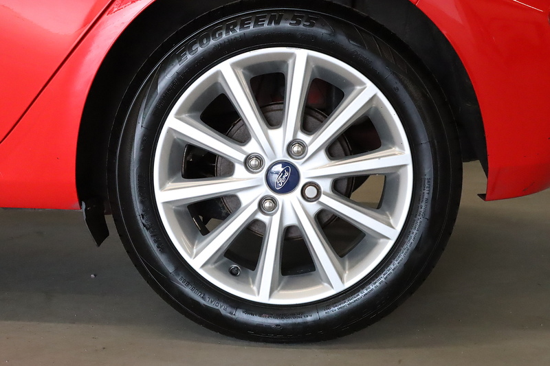 Ford Fiesta T EcoBoost Titanium - U2642