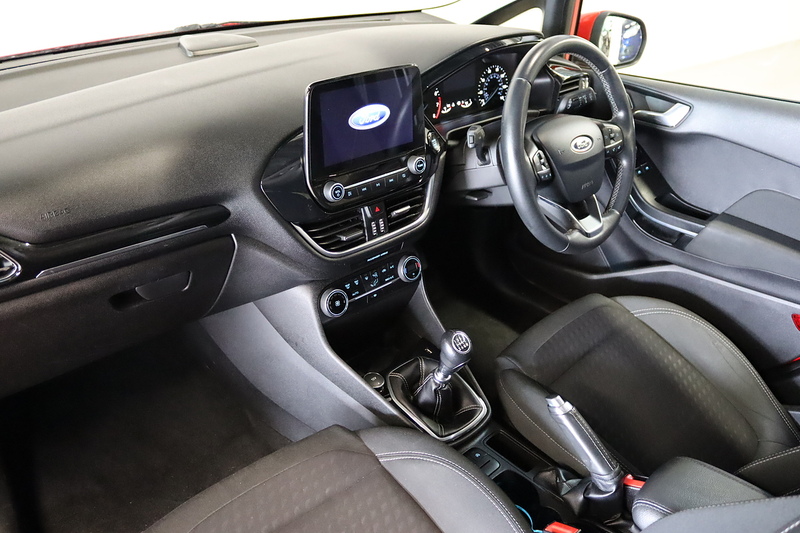 Ford Fiesta T EcoBoost Titanium - U2642