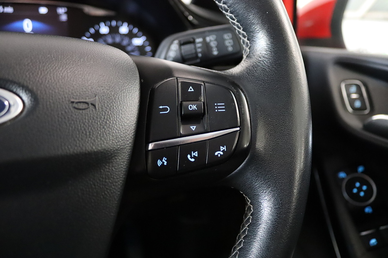 Ford Fiesta T EcoBoost Titanium - U2642