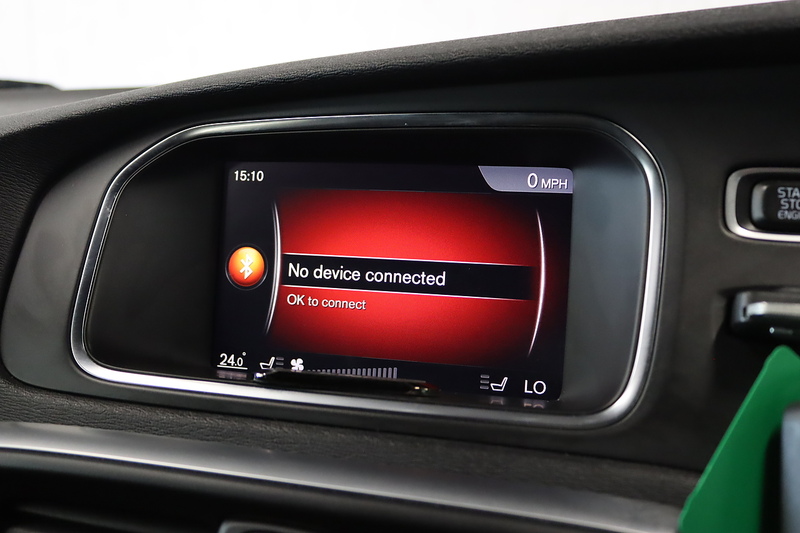 Volvo V40 D2 R-Design Pro - U2645