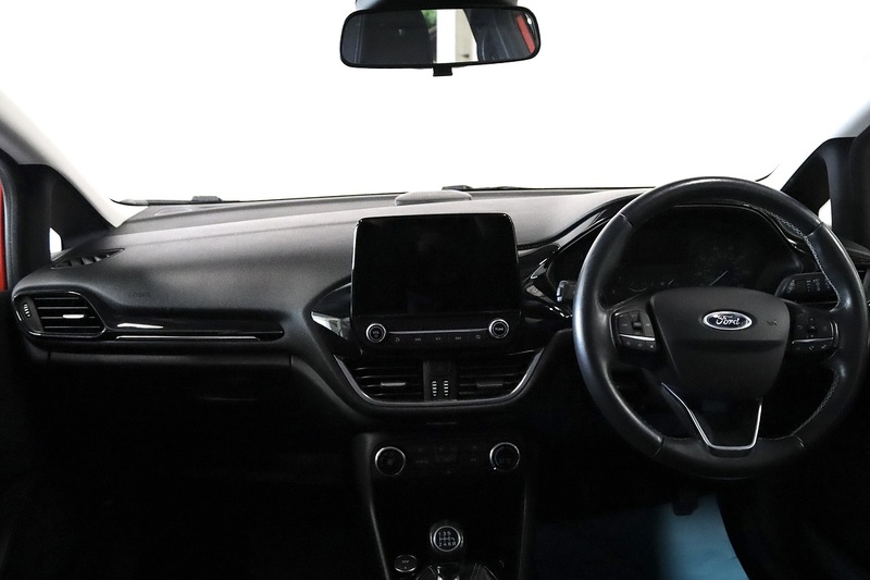 Ford Fiesta T EcoBoost Active 1 - U2670