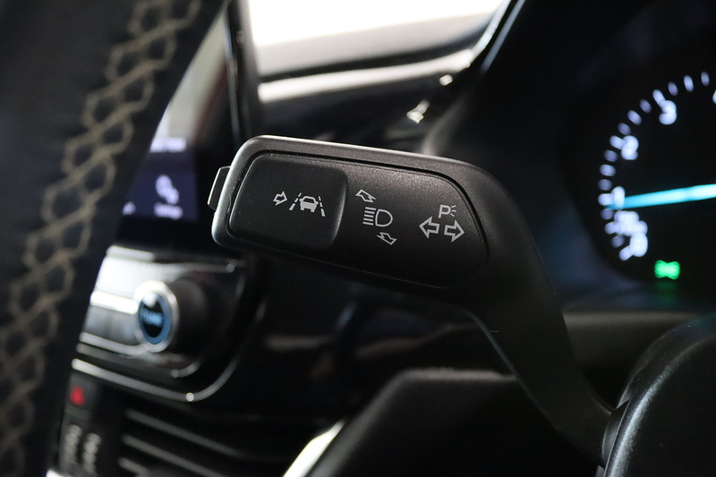 Ford Fiesta T EcoBoost Active 1 - U2670