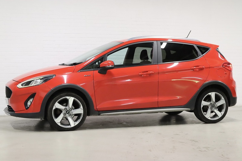 Ford Fiesta T EcoBoost Active 1 - U2670