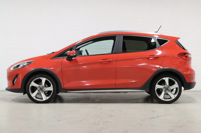 Ford Fiesta T EcoBoost Active 1 - U2670