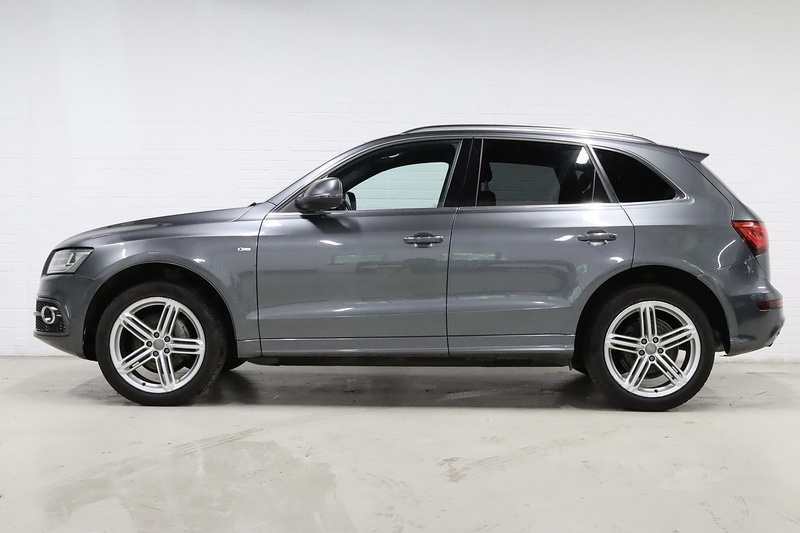 Audi Q5 TDI S line Plus - U2679