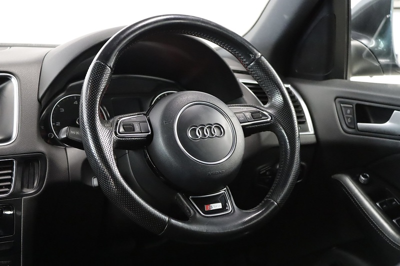 Audi Q5 TDI S line Plus - U2679