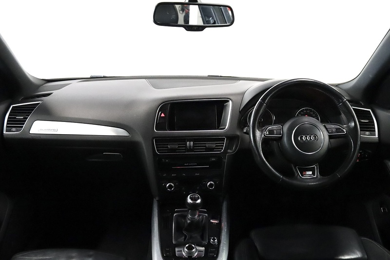 Audi Q5 TDI S line Plus - U2679