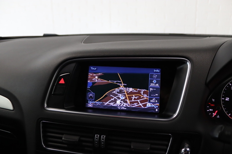 Audi Q5 TDI S line Plus - U2679