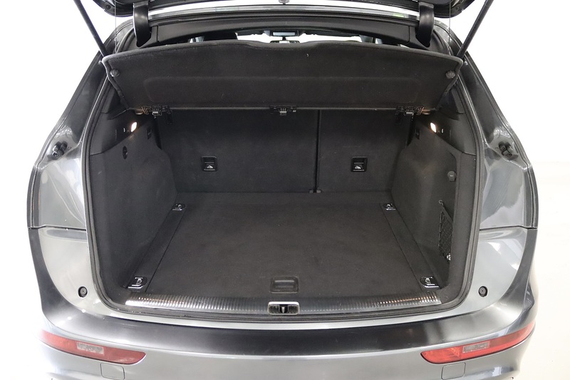 Audi Q5 TDI S line Plus - U2679
