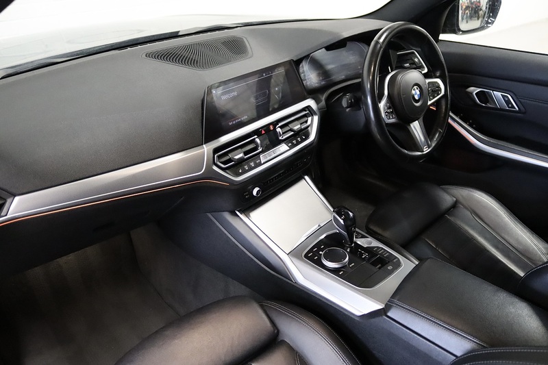 BMW 3 Series 320d M Sport - U2691
