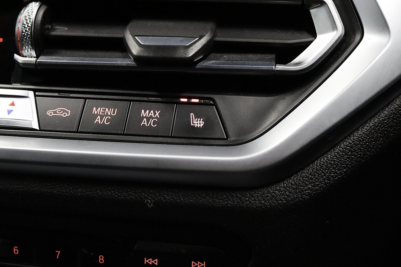 BMW 3 Series 320d M Sport - U2691
