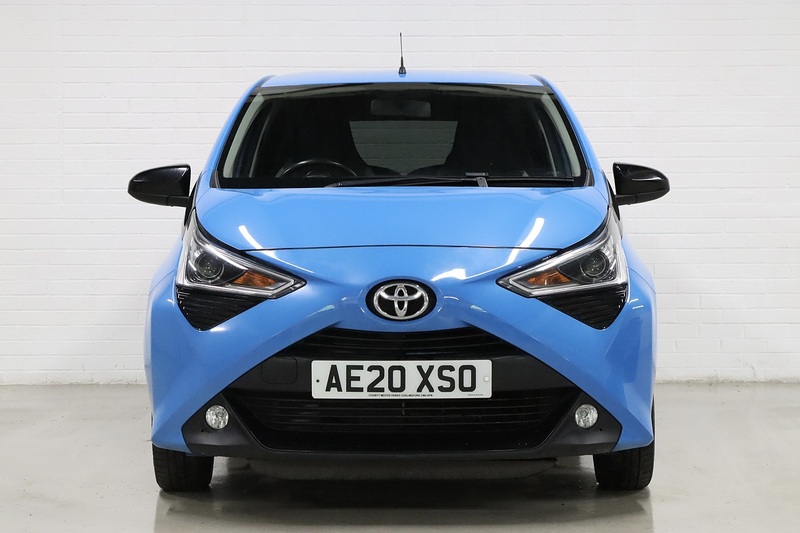 Toyota AYGO VVT-i x-trend - U2692