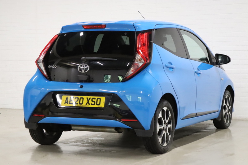 Toyota AYGO VVT-i x-trend - U2692
