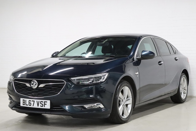 Vauxhall Insignia Turbo D ecoTEC BlueInjection Elite Nav - U2696