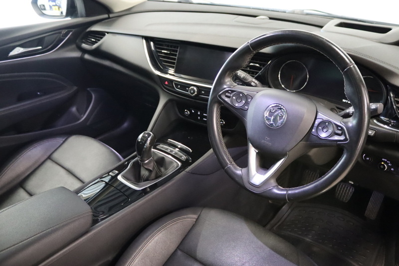 Vauxhall Insignia Turbo D ecoTEC BlueInjection Elite Nav - U2696