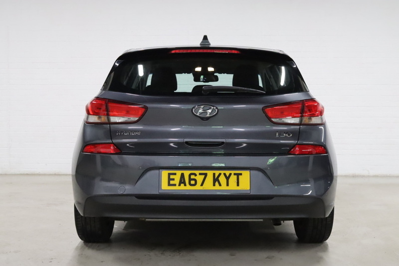 Hyundai i30 CRDi Blue Drive SE Nav - U2699