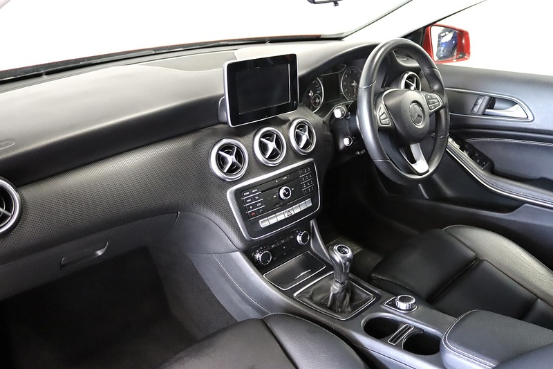 Mercedes-Benz A Class A180 SE - U2706