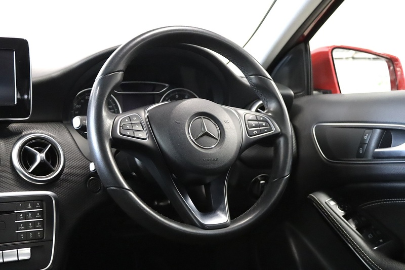 Mercedes-Benz A Class A180 SE - U2706