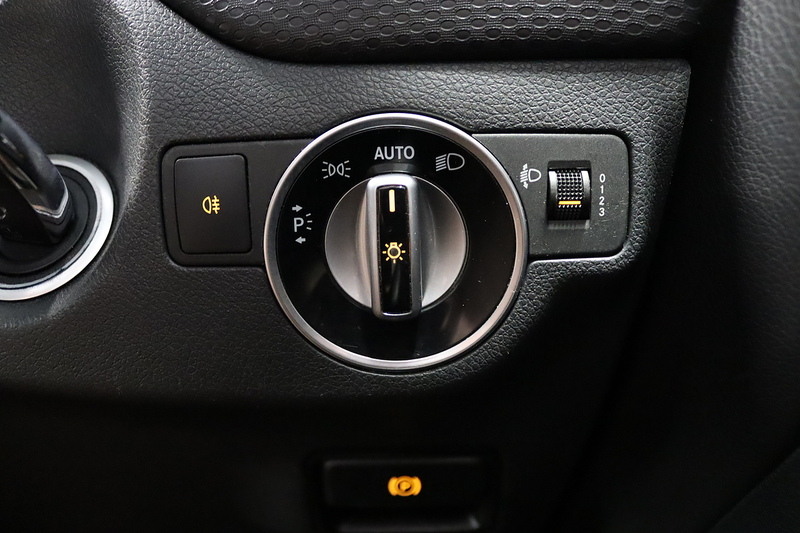 Mercedes-Benz A Class A180 SE - U2706