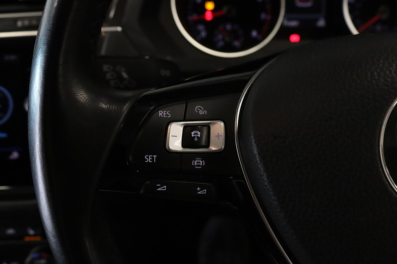 Volkswagen Tiguan TSI EVO SE Navigation - U2711