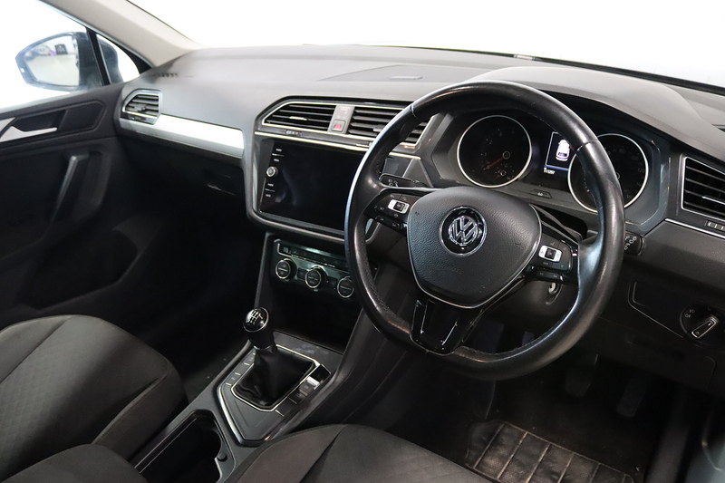 Volkswagen Tiguan TSI EVO SE Navigation - U2711