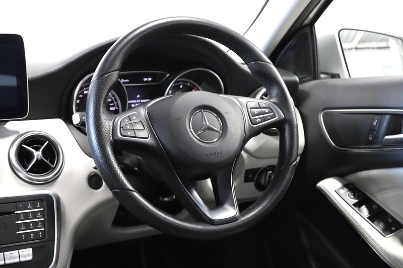 Mercedes-Benz A Class A180d Sport - U2717