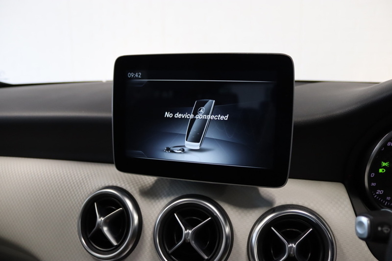 Mercedes-Benz A Class A180d Sport - U2717