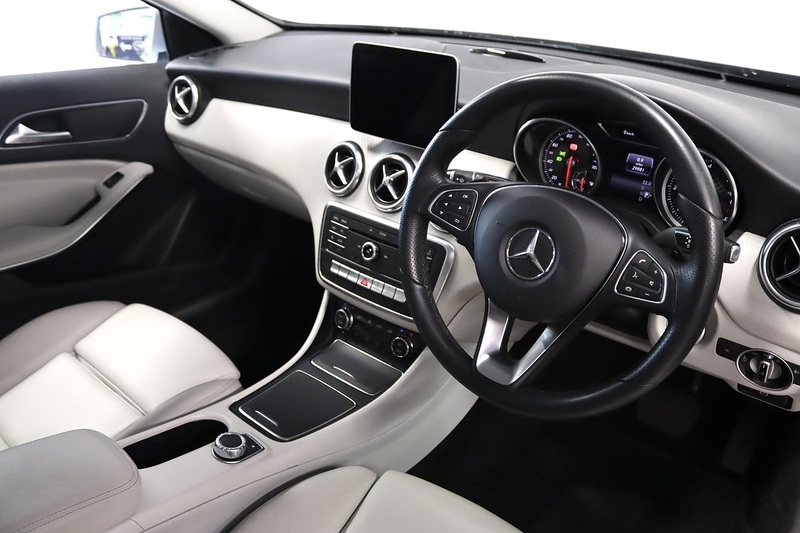 Mercedes-Benz A Class A180d Sport - U2717