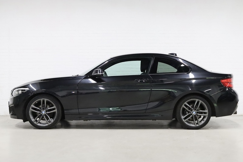BMW 2 Series 218i M Sport - U2720