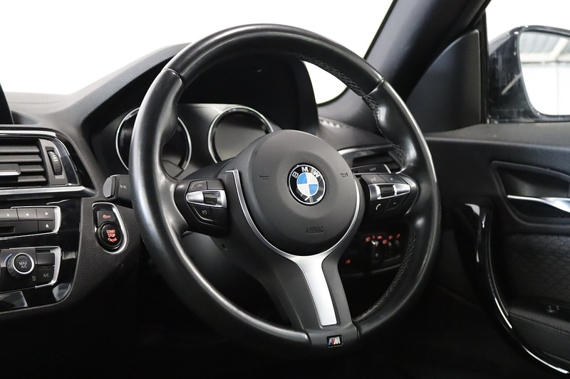 BMW 2 Series 218i M Sport - U2720