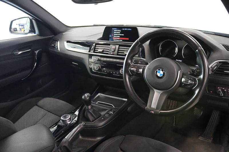 BMW 2 Series 218i M Sport - U2720