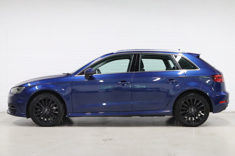 Audi A3 TFSI e-tron - U2721