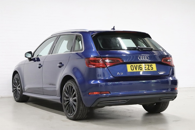 Audi A3 TFSI e-tron - U2721