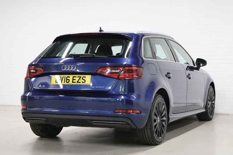 Audi A3 TFSI e-tron - U2721