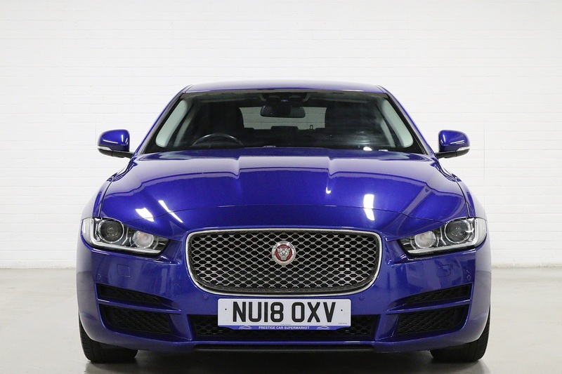 Jaguar XE d Portfolio - U2732