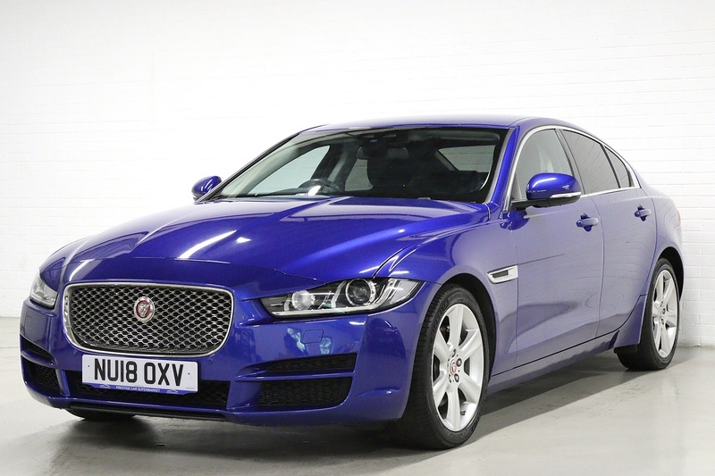Jaguar XE d Portfolio - U2732
