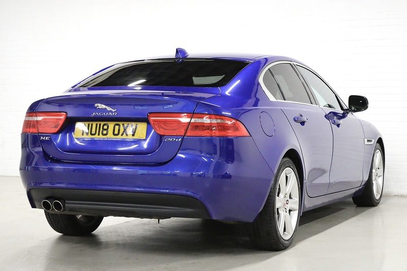 Jaguar XE d Portfolio - U2732