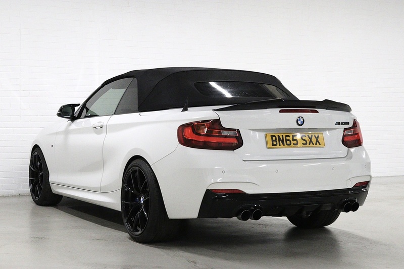BMW 2 Series M235i - U2733
