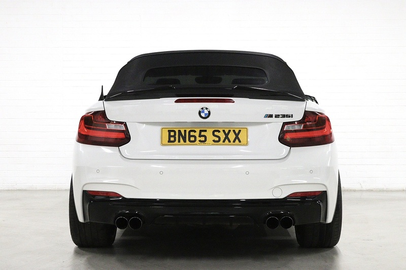 BMW 2 Series M235i - U2733