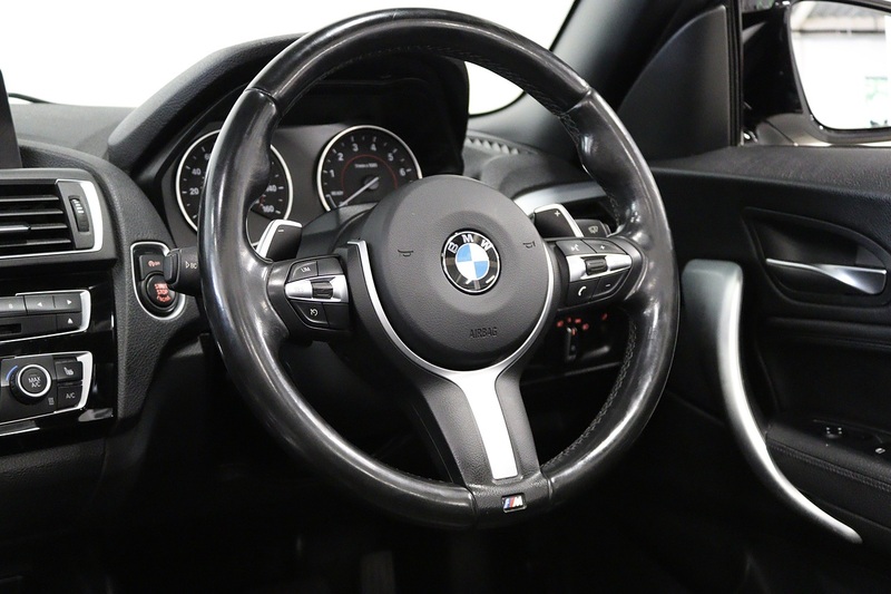 BMW 2 Series M235i - U2733