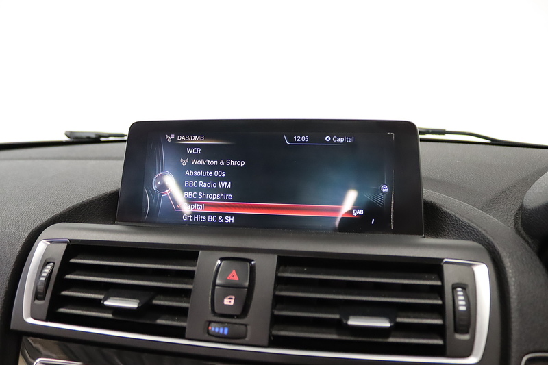 BMW 2 Series M235i - U2733